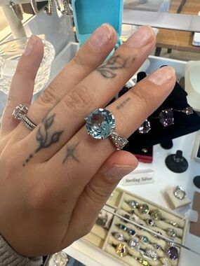 Sterling Silver Aquamarine Statement Ring - Pale Blue Size 8